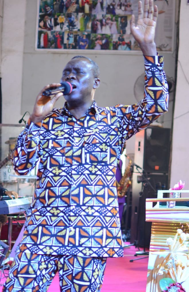 Apostle in worship — Friday devotional